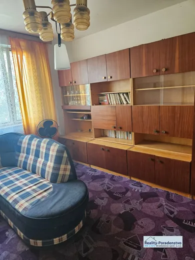Na predaj 2-izbový byt, 49 m², Bratislava-Devínska Nová Ves