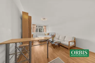 Na predaj 1-izbový byt, 34 m², Bratislava-Dúbravka