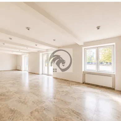Na prenájom komerčné, 94 m², Levice, Mierová ul.