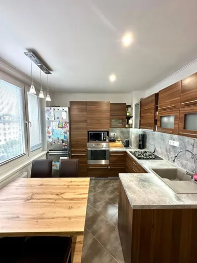 Na predaj 3-izbový byt, 66 m², Trnava, Ulica Botanická