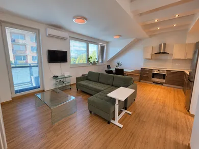 Byty na prenájom 2-izbový, Senec · €790