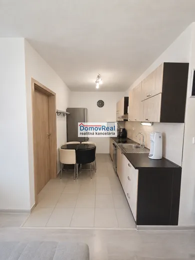 Na predaj 2-izbový byt, 43 m², Šamorín, Čilistovská