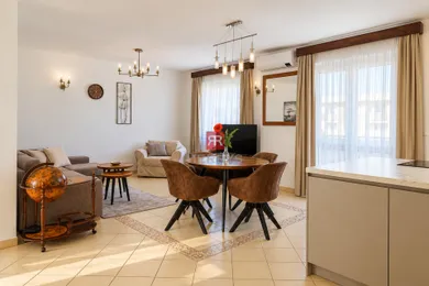 Kiadó lakások, 3-szobás, Bratislava-Petržalka · €1000