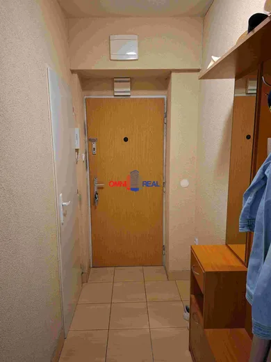 Na prenájom 3-izbový byt, 75 m², Bratislava-Ružinov, Ružová dolina