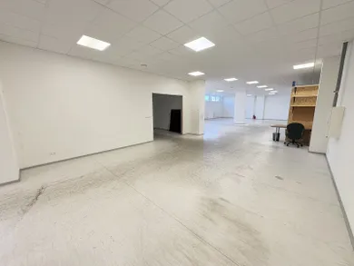 Na predaj komerčné, Bratislava-Petržalka, Panónska cesta