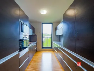 Na predaj byt v Bratislava-Nové Mesto · €570 000 · Novostavba