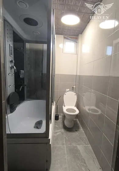Na predaj 5-izbový dom, 209 m², Hul