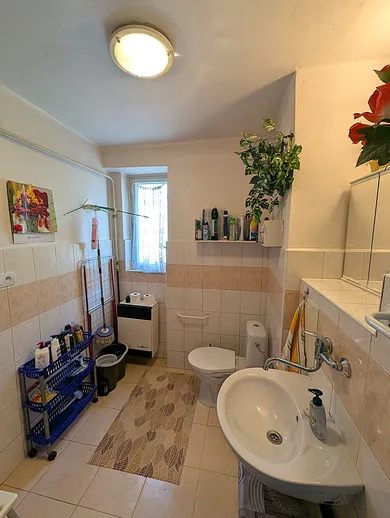 Na predaj 2-izbový byt, 53 m², Rožňava, Zlatá