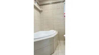 Na predaj 5-izbový dom, 252 m², Senec, Štefánikova