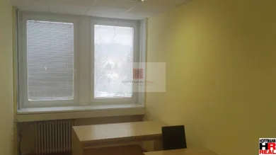 Komerčné priestory na prenájom, Bratislava-Nové Mesto · €146