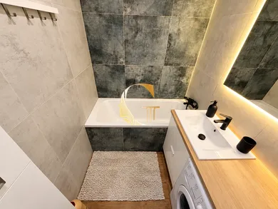 Na prenájom 2-izbový byt, 45 m², Bratislava-Ružinov, Hraničná