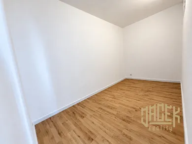 Na predaj 2-izbový byt, 41 m², Púchov, Chmelinec