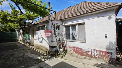 Na predaj dom, 244 m², Dolné Orešany