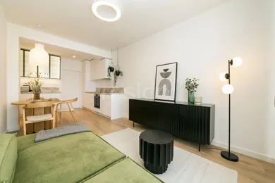 Na prenájom 2-izbový byt, 54 m², Bratislava-Ružinov, Drieňová ulica