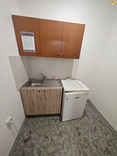 Na prenájom komerčné, 140 m², Banská Bystrica, Janka Kráľa