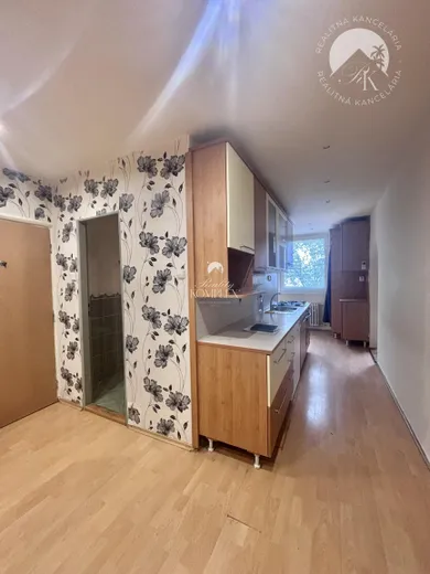 Byty na predaj 3-izbový, Komárno · €105 000