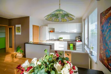 Na predaj 2-izbový byt, 65 m², Bratislava-Podunajské Biskupice