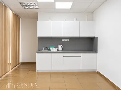 Na prenájom komerčné, 70 m², Senec, Lichnerova