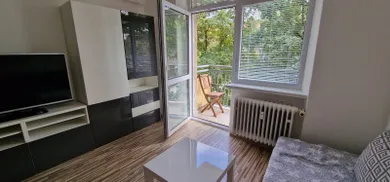 Na prenájom 1-izbový byt, 20 m², Banská Bystrica, Trieda SNP