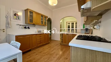 Квартири на продаж, 4-кімнатні, Bratislava-Staré Mesto · €498 990