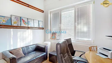 Na predaj komerčné, 107 m², Bratislava-Podunajské Biskupice