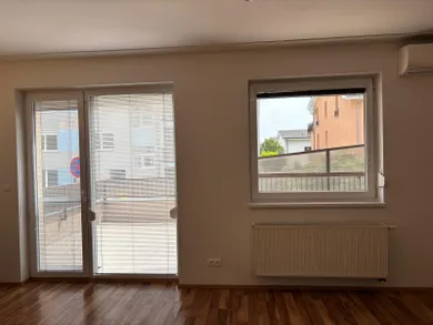 Na predaj 3-izbový byt, 77 m², Slovenský Grob