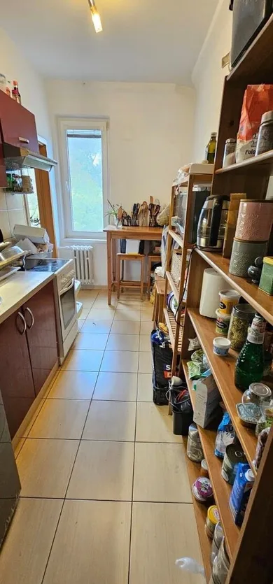 Na prenájom 3-izbový byt, 76 m², Bratislava-Ružinov, Jesenná