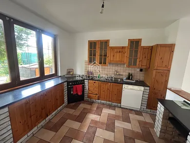 Na predaj dom, 180 m², Lužianky, Kajsa
