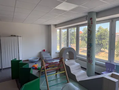 Na prenájom komerčné, 45 m², Trnava, Ulica Hospodárska