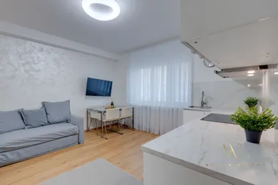 Na predaj 1-izbový byt, 30 m², Bratislava-Staré Mesto, Lermontovova