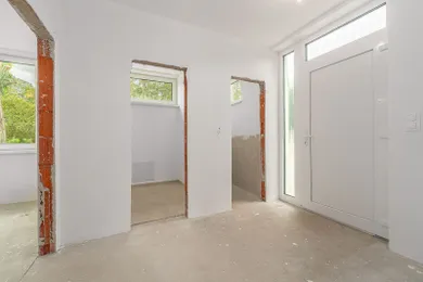 Na predaj 5-izbový dom, 114 m², Chorvátsky Grob, Hlboká cesta