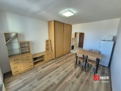 Kiadó lakások, 1-szobás, Pezinok · €430