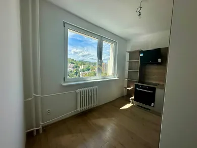 Na predaj 2-izbový byt, 56 m², Bratislava-Dúbravka, Galbavého