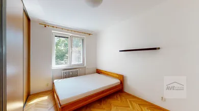 Na prenájom 3-izbový byt, 65 m², Bratislava-Ružinov, Uránová