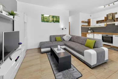 Na predaj 2-izbový byt, 51 m², Dunajská Lužná, Orechová