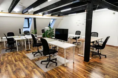 Na prenájom objekt, 180 m², Bratislava-Staré Mesto, -