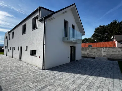 Domy na sprzedaż, 1-pokojowe, Bratislava-Záhorská Bystrica · €1 290 000