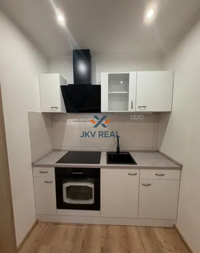 Mieszkania na wynajem, 2-pokojowe, Košice-Sever · €800