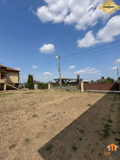 Na predaj pozemok, 575 m², Vlčany