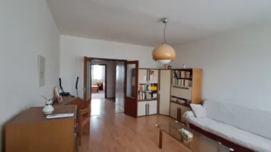 Na predaj 3-izbový byt, 72 m², Bratislava-Petržalka, Tupolevova