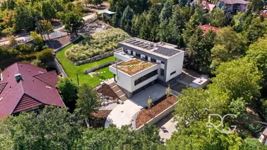 Na predaj 7-izbový dom, 460 m², Limbach, Sadová