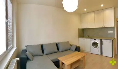 Na prenájom 1-izbový byt, 23 m², Prievidza, Stavbárov