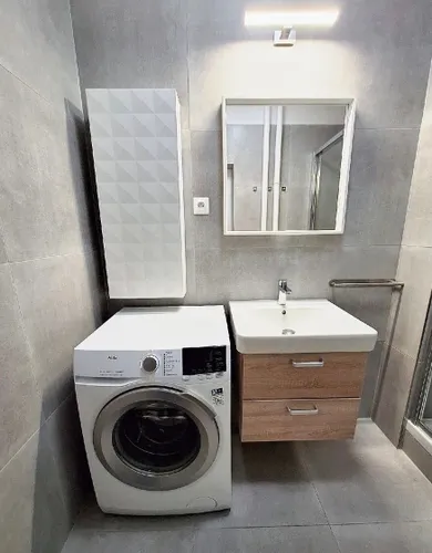 Na prenájom 3-izbový byt, 75 m², Bratislava-Nové Mesto, Sibírska