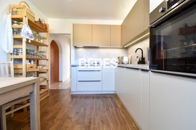 Byty na predaj 3-izbový, Handlová · €98 900