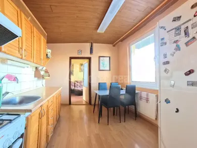 Mieszkania na sprzedaż, 4-pokojowe, Nitra · €161 900
