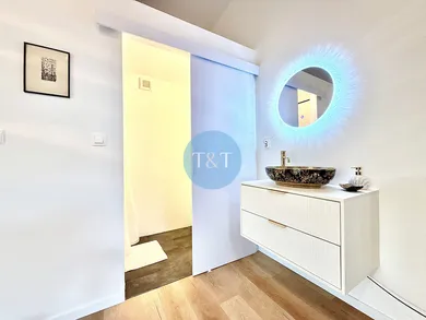 Na prenájom 1-izbový byt, 30 m², Bratislava-Vrakuňa, Brezová