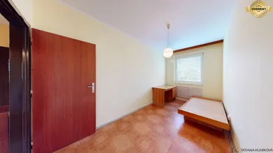 Na predaj 4-izbový byt, 82 m², Bánovce nad Bebravou, Gorazdova