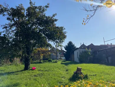 Na predaj pozemok, 104 m², Rovinka, Okružná