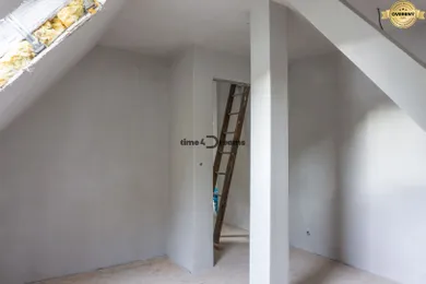 Na predaj dom, 320 m², Banská Bystrica