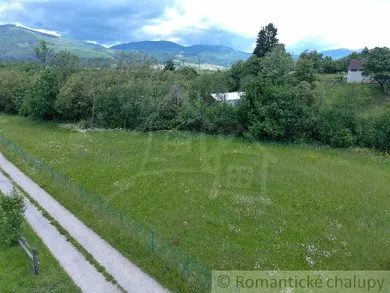Na predaj pozemok, Závadka nad Hronom